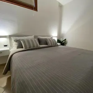 Loft Comodo Ed Elegante • Wi-fi E Colazione Appartamento